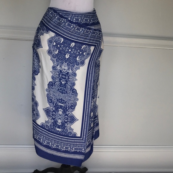 Blue white midi wrap skirt - Picture 7 of 7